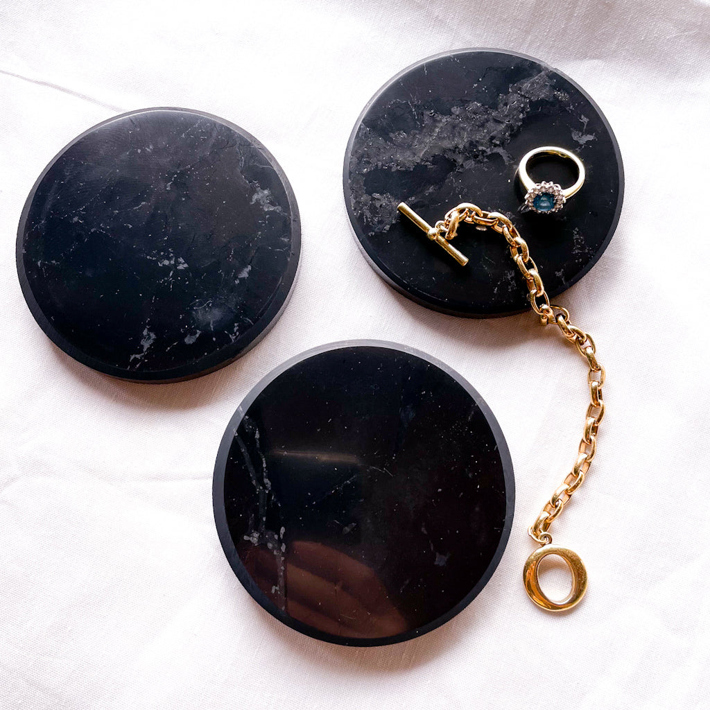 Shungite crystal plate round