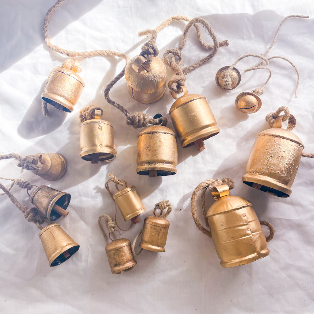Cow bell in rusted brass iron (gold Christmas bell)