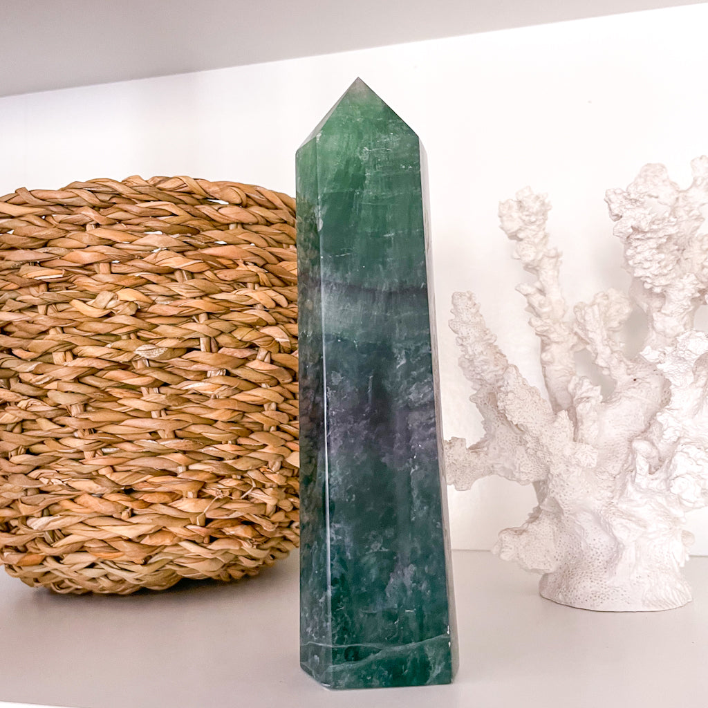 Fluorite green crystal generator tower 18cm