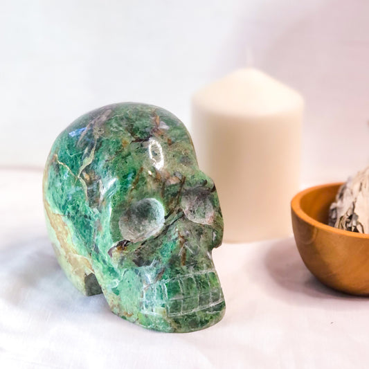 Chrysoprase polished crystal skull XL 830g
