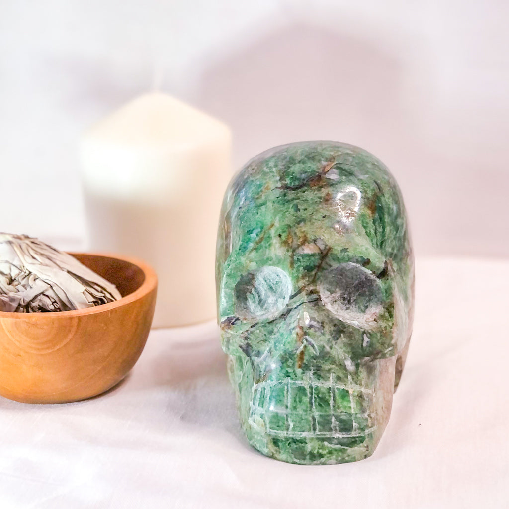 Chrysoprase polished crystal skull XL 830g