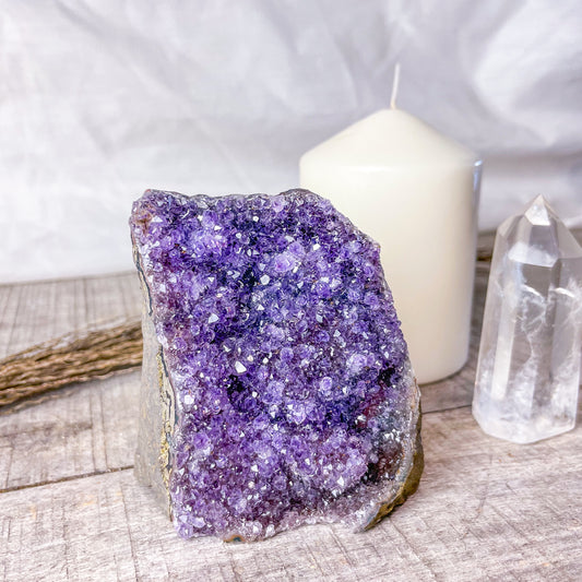 Amethyst crystal cluster 415g