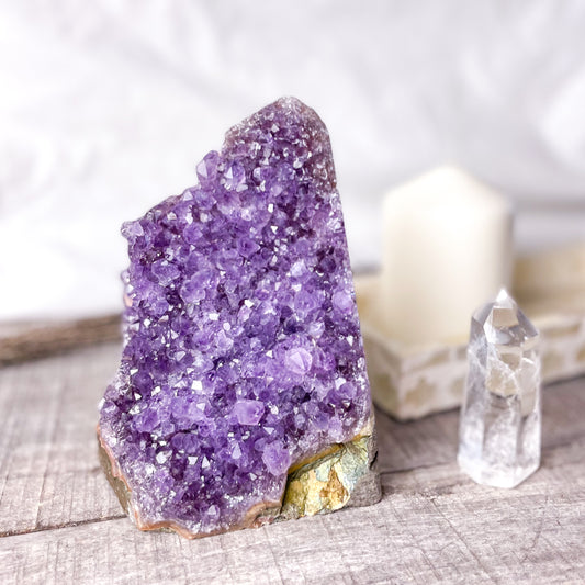 Amethyst crystal cut base cluster 1kg