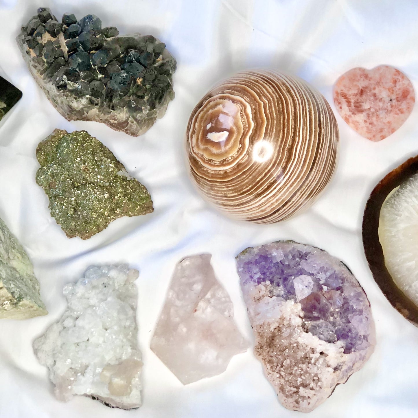 CRYSTAL GIFT BOX - luxury crystals mystery box