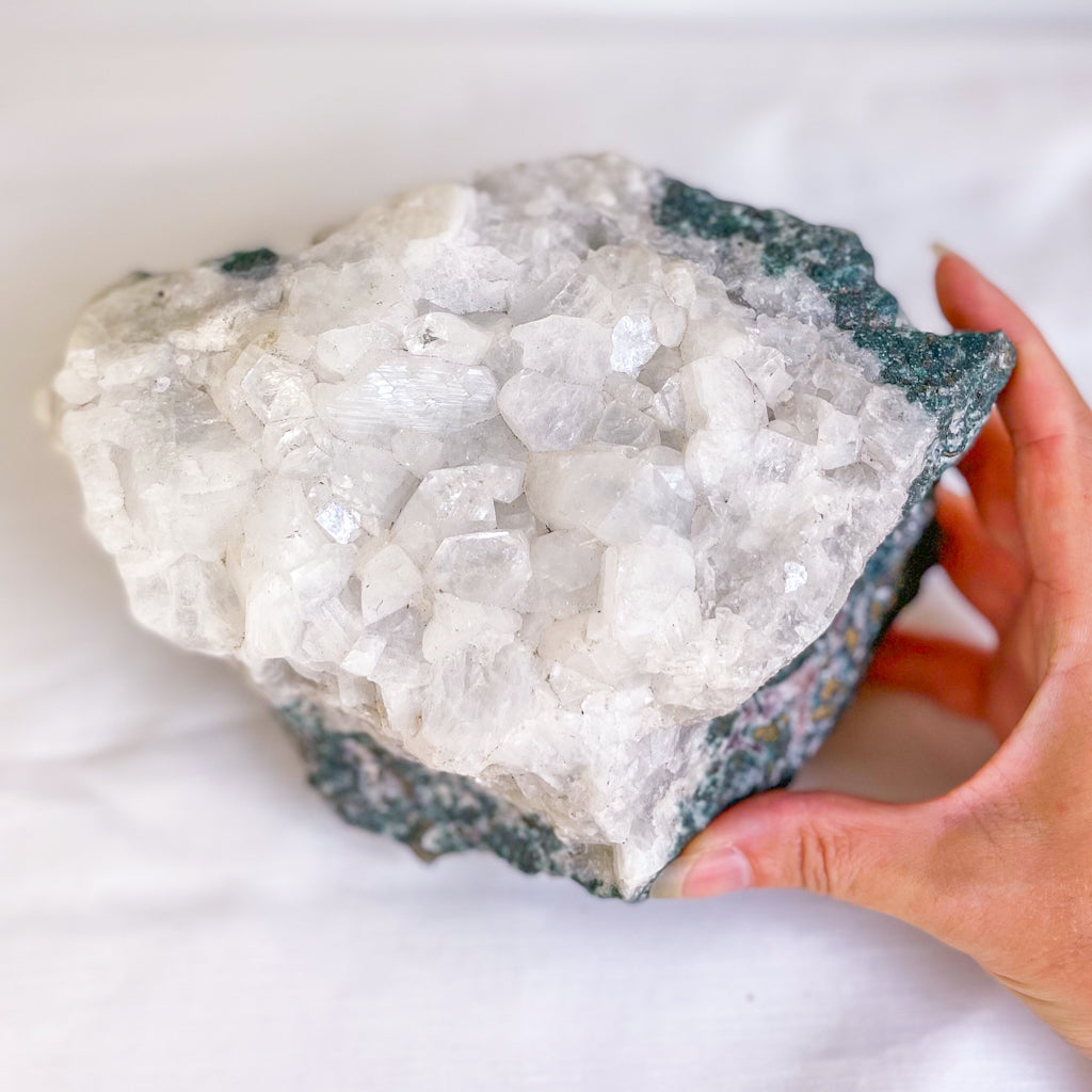 Apophyllite grade A crystal cluster XL 3kg