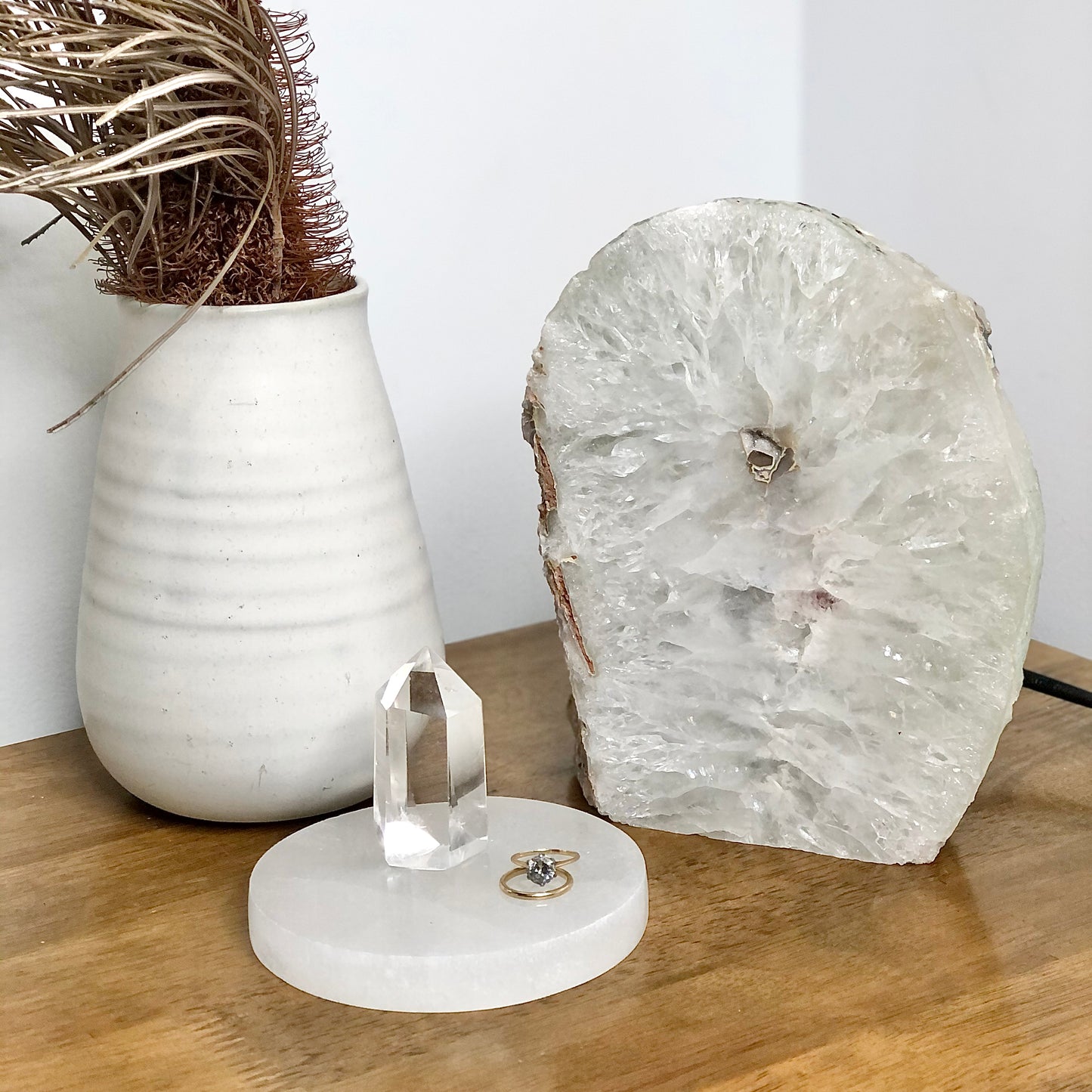 Clear quartz crystal geode rock lamp 2.2kg