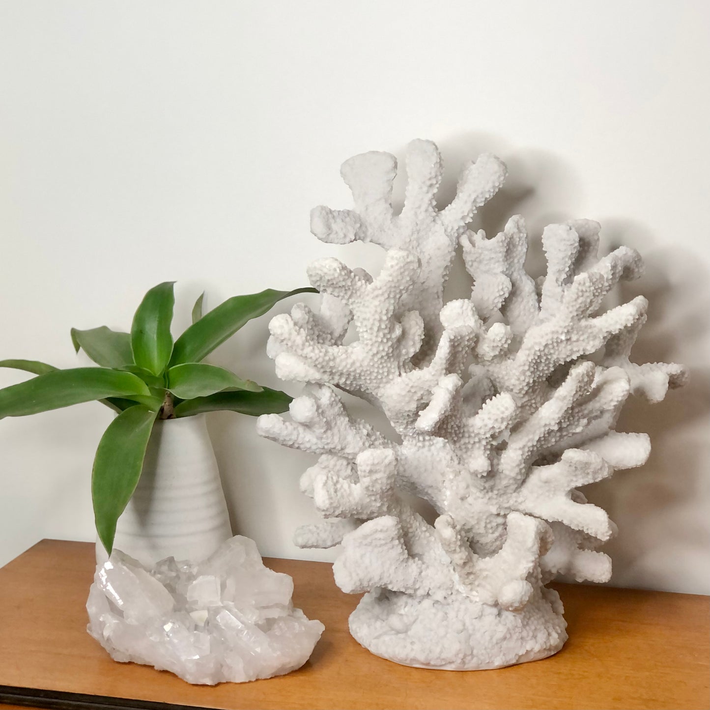 Coral faux decor white XL