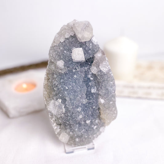 Apophyllite grey crystal cluster L