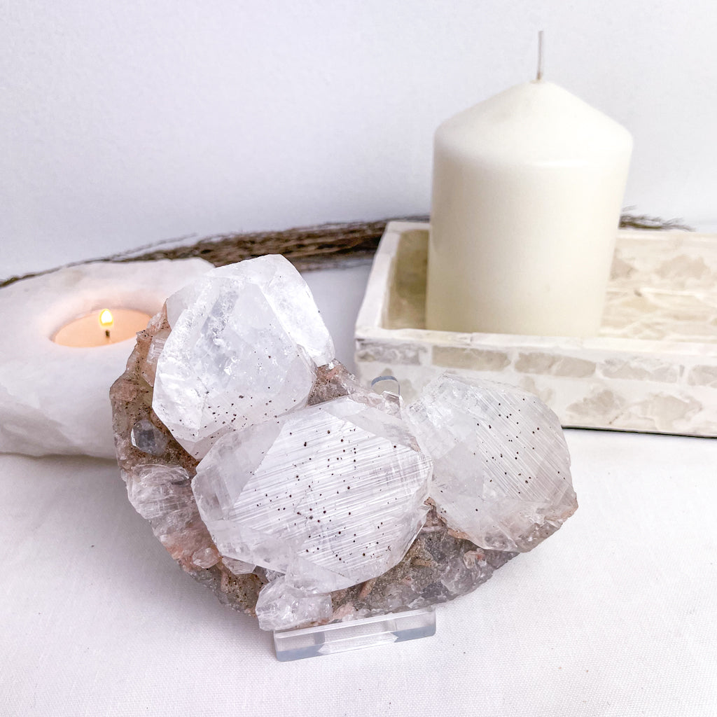Apophyllite, morganite + goethite crystal cluster