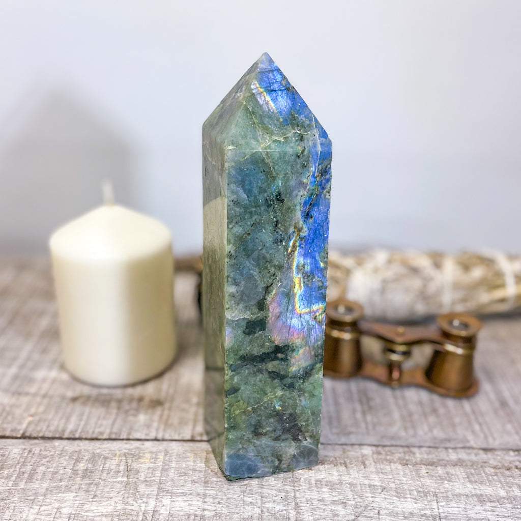 Labradorite polished crystal point tower 900g L