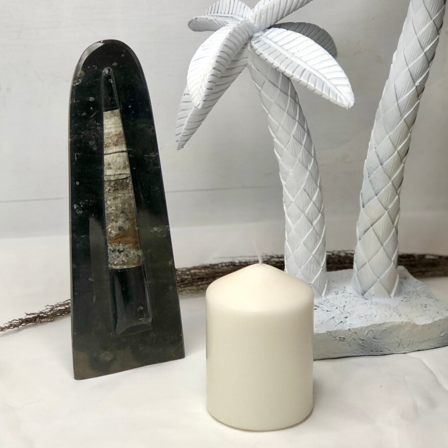 Fossil crystal shell tower statue