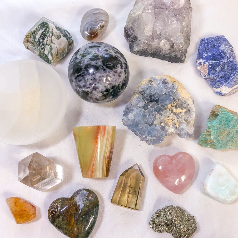 CRYSTAL GIFT BOX - luxury crystals mystery box