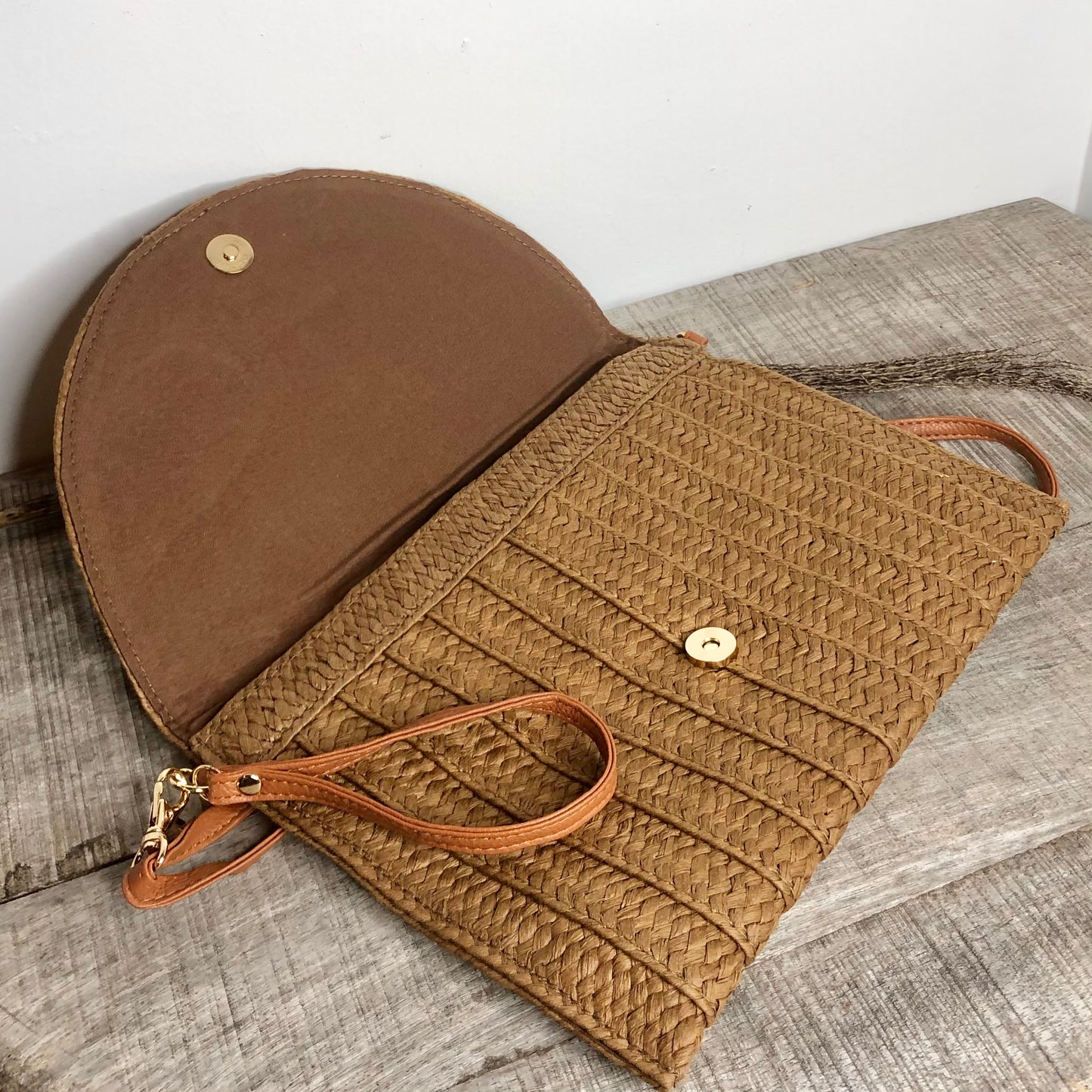 Seagrass dark woven clutch shoulder bag