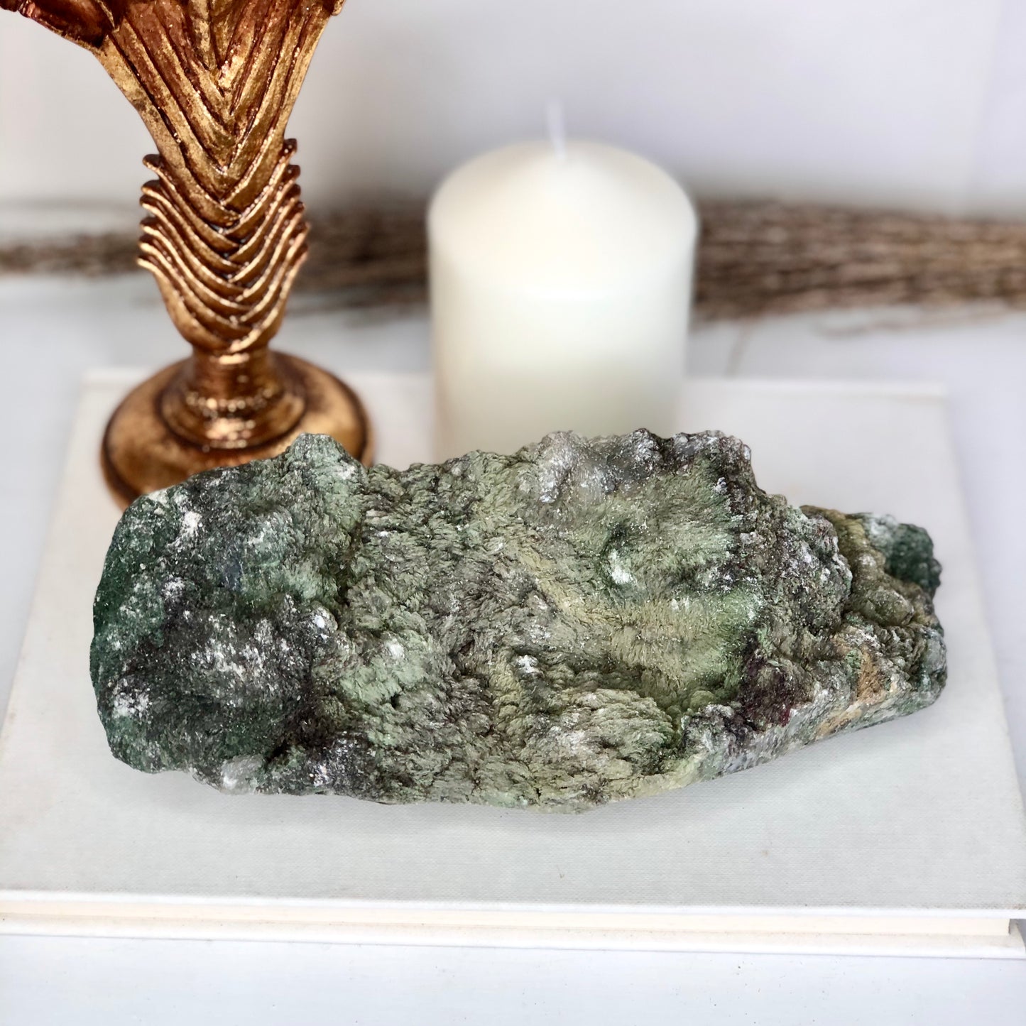 Green Heulandite, Black stilbite + Apophyllite druzy crystal cluster L