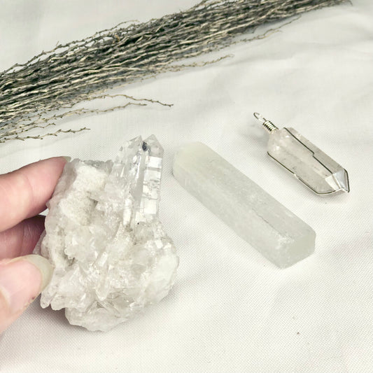 Crystal gift bundle - CLEANSE - Clear Quartz cluster, pendant + Selenite raw