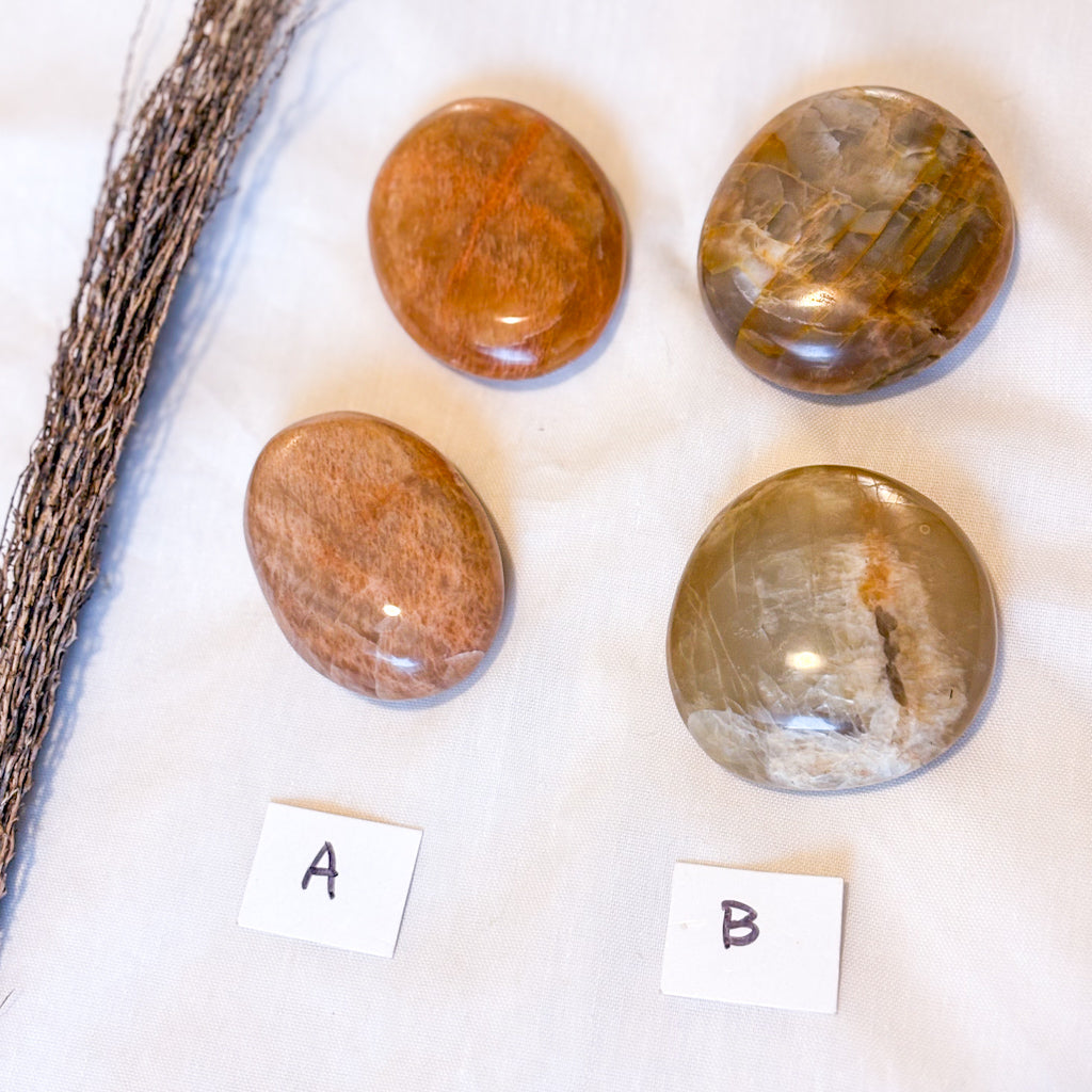 Moonstone peach palm stone