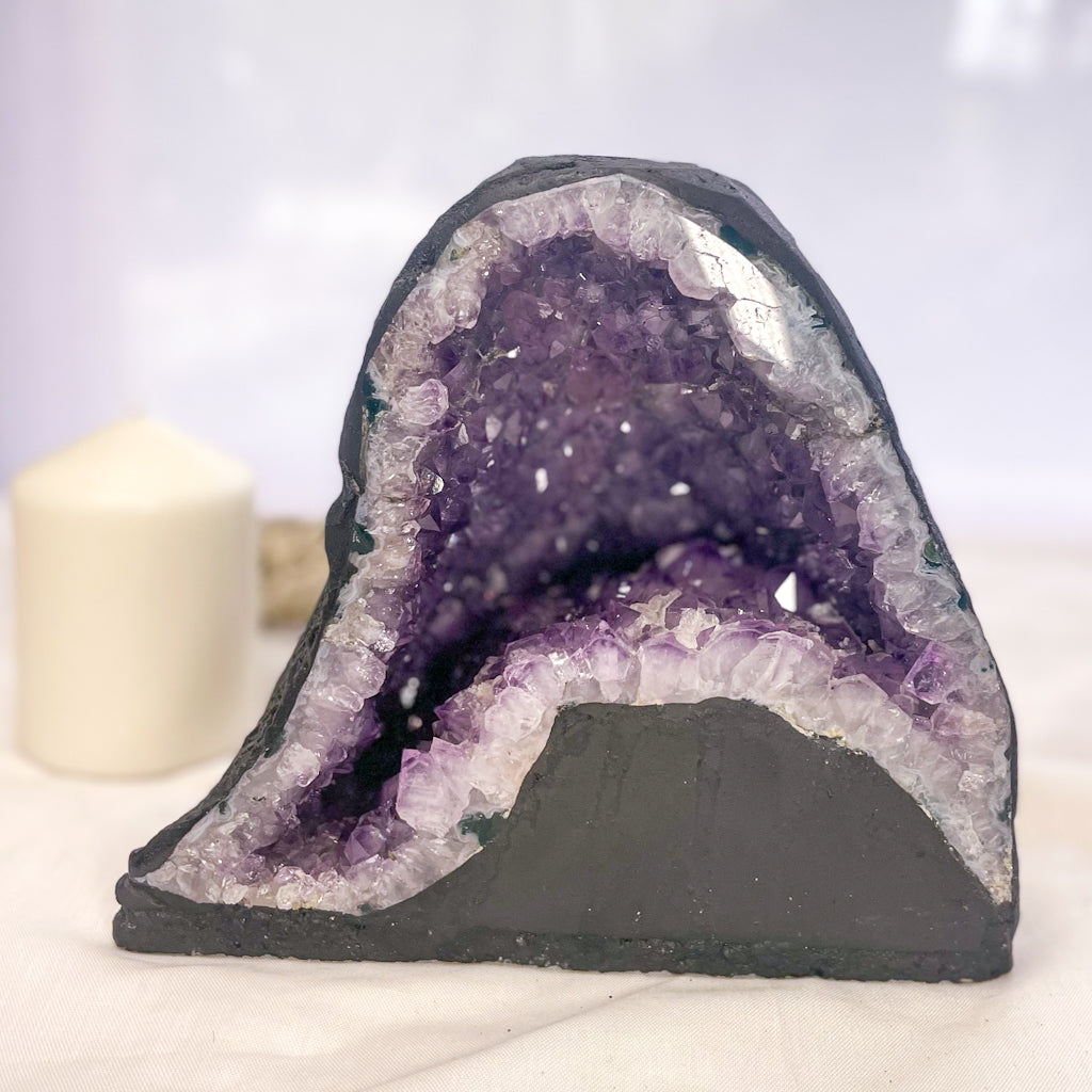 Amethyst A grade crystal geode cave cathedral 4.5kg