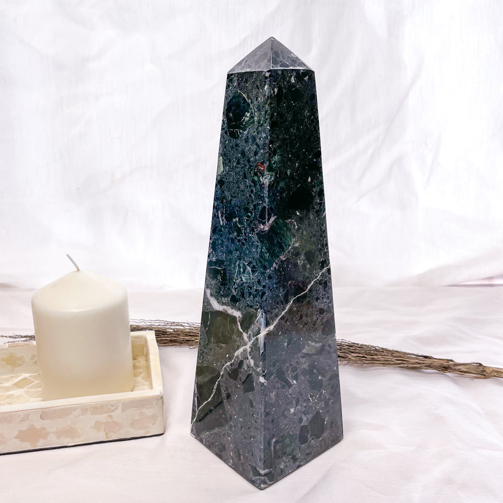 Onyx crystal pyramid tall tower black XL