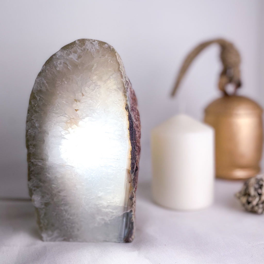 Clear quartz + Agate crystal geode lamp 1.6kg