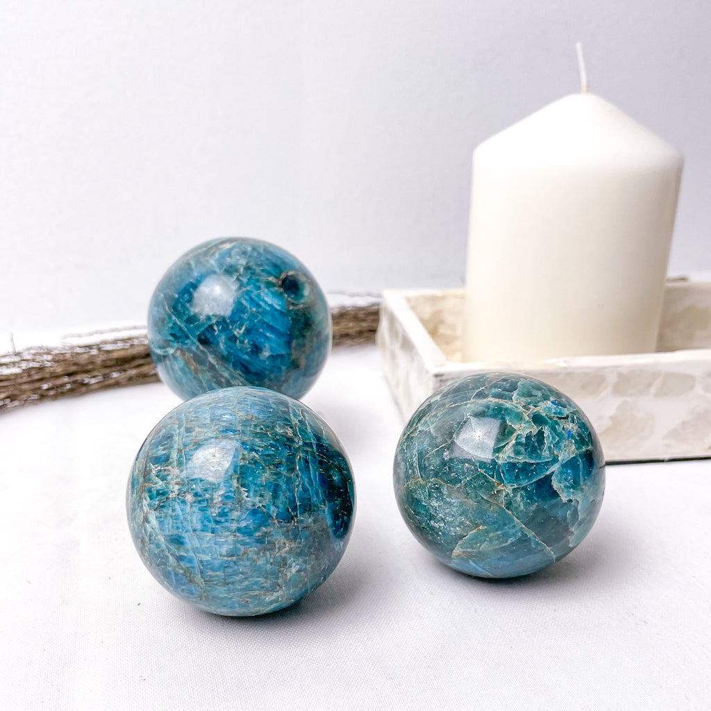 Apatite crystal sphere