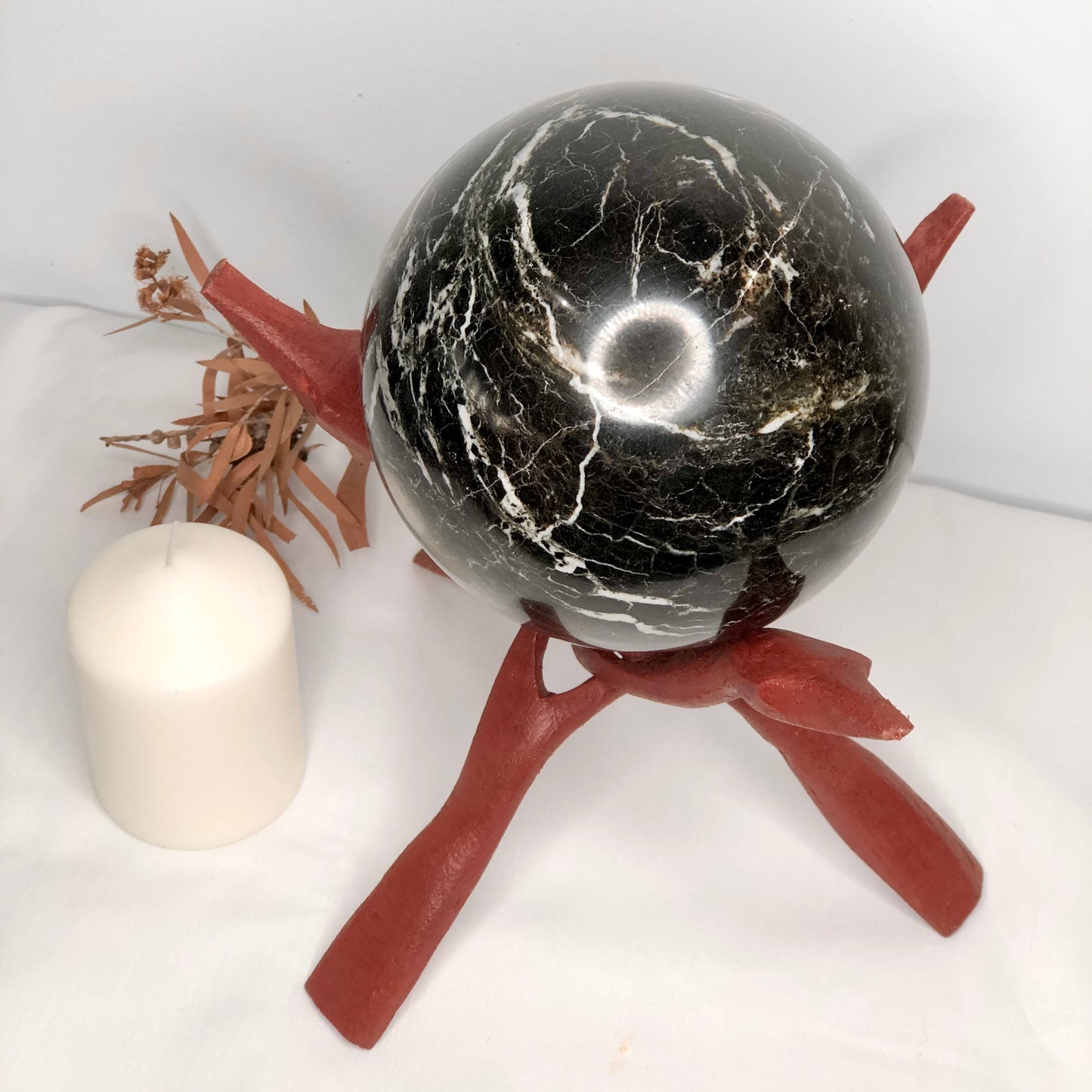 Onyx crystal sphere with wooden tripod XL 4.5kg