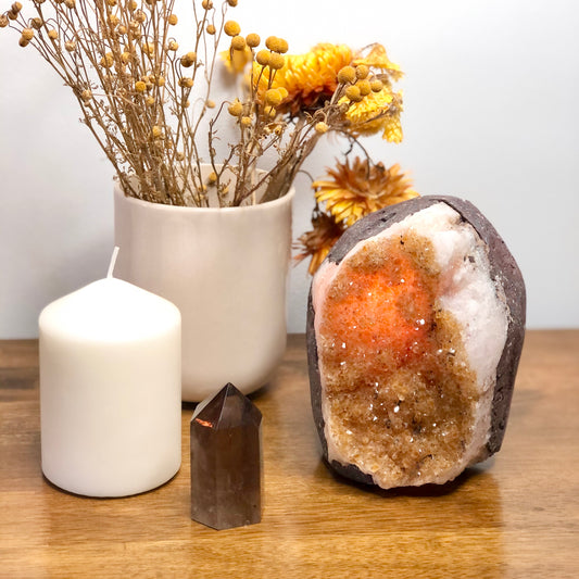 Citrine cluster crystal lamp light