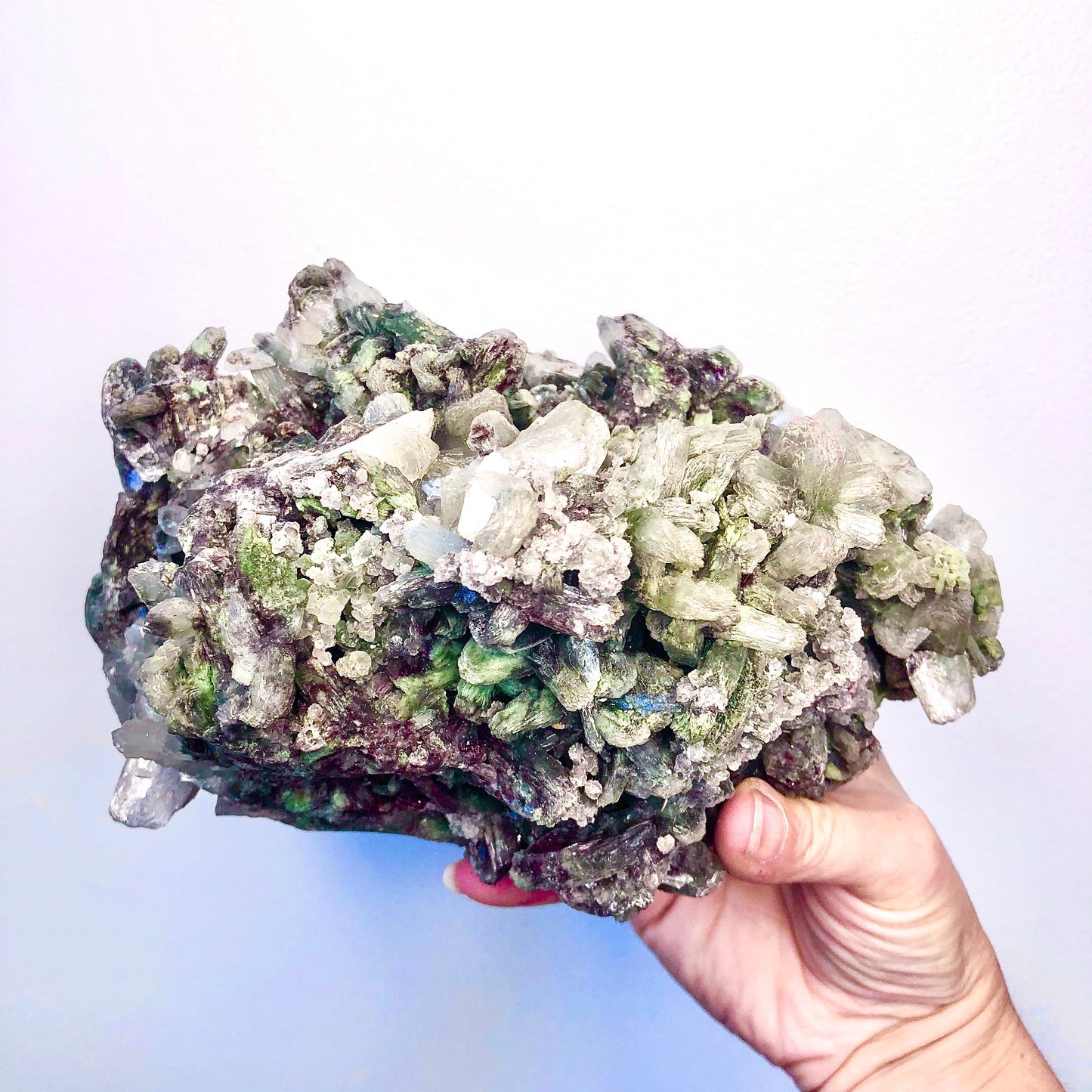 Green Heulandite, Black stilbite + Apophyllite crystal cluster XL